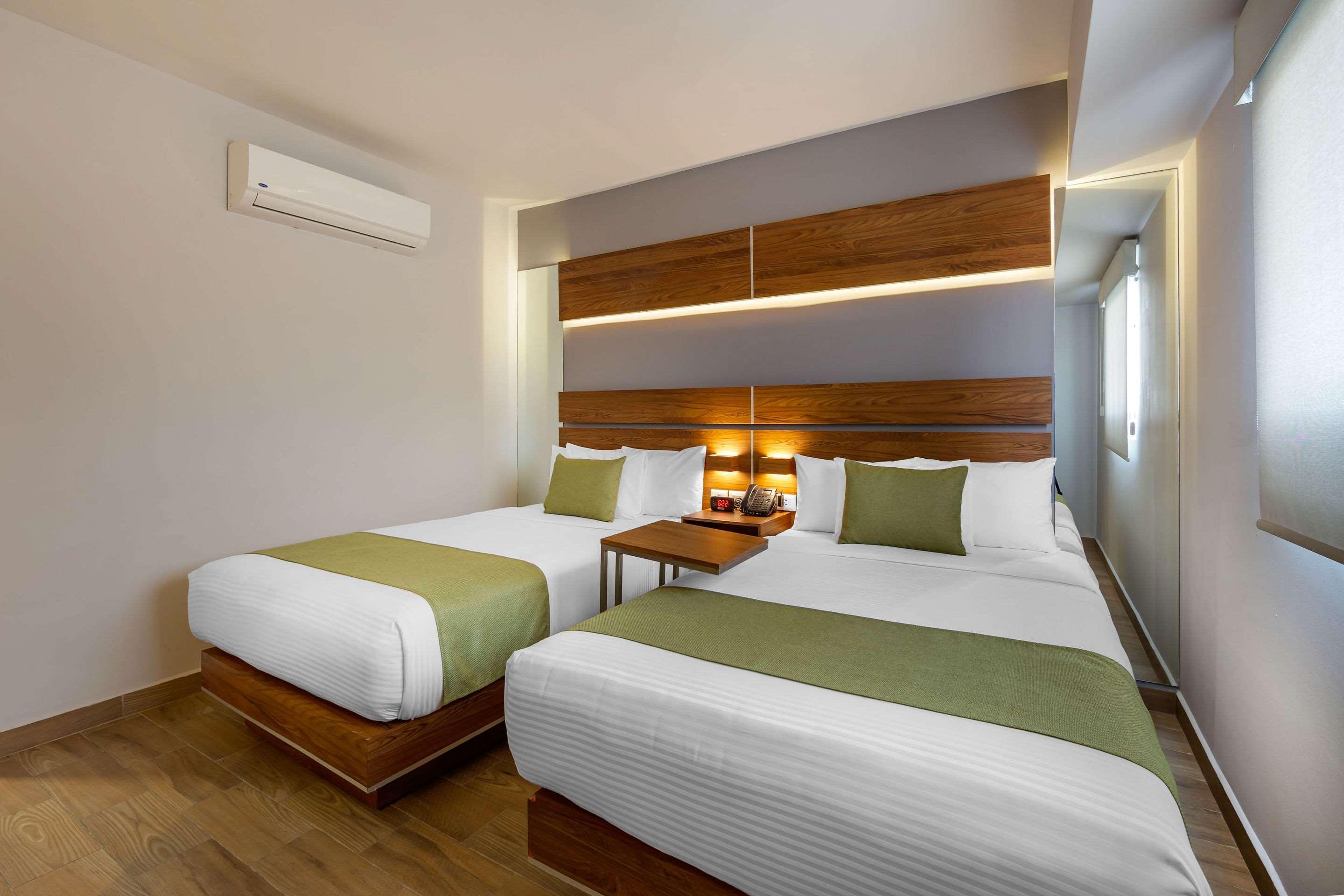 Sleep Inn Tijuana Exterior photo